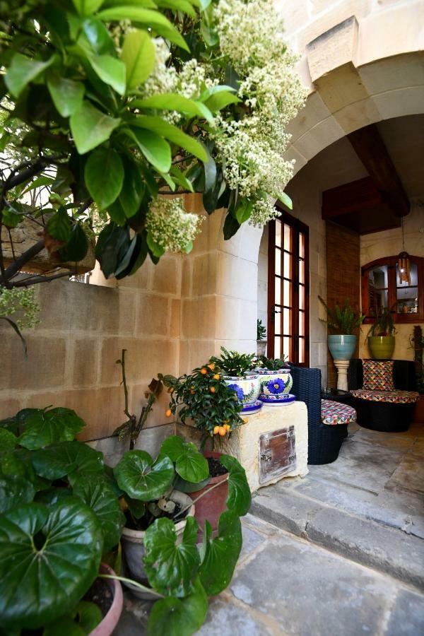 Maria Giovanna Guest House Marsalforn Exterior foto